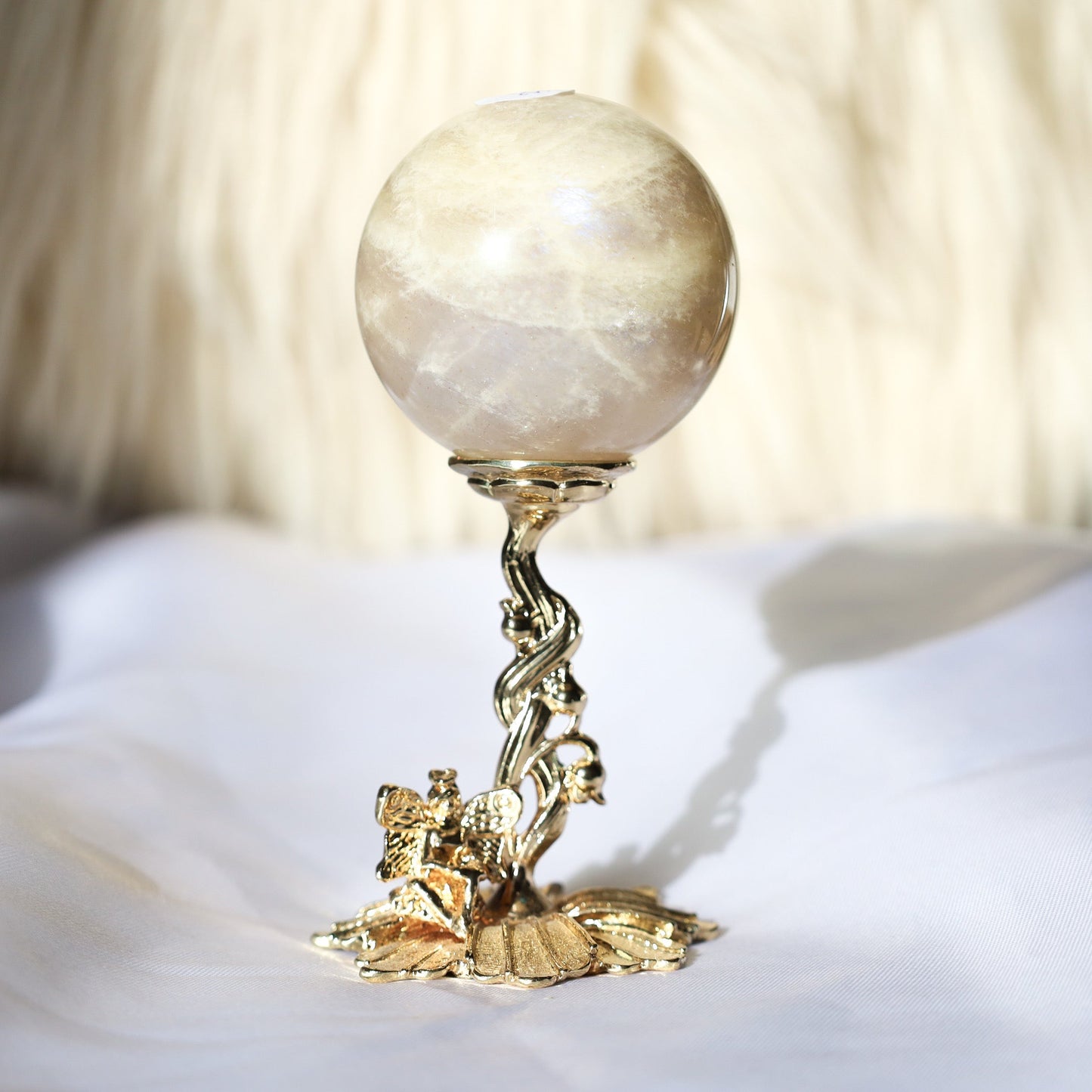 Moonstone sphere A (Blue & white flash)witchy marketwitchy marketfdMoonstone sphere A (Blue & white flash)