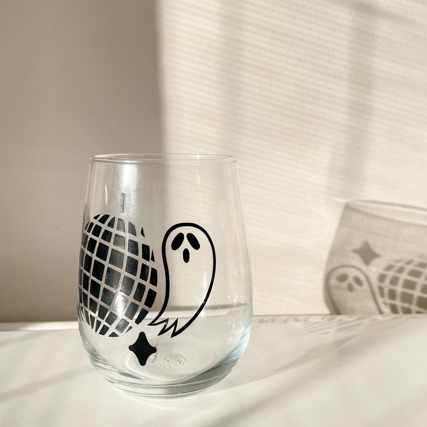 Disco ghost glasswitchy marketwitchy market;kjhgfcDisco ghost glass