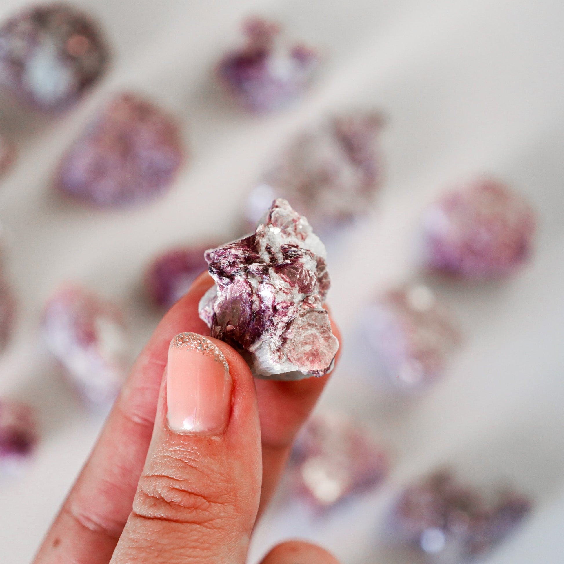 Raw gem lepidolitewitchy marketwitchy marketdsfghjhRaw gem lepidolite