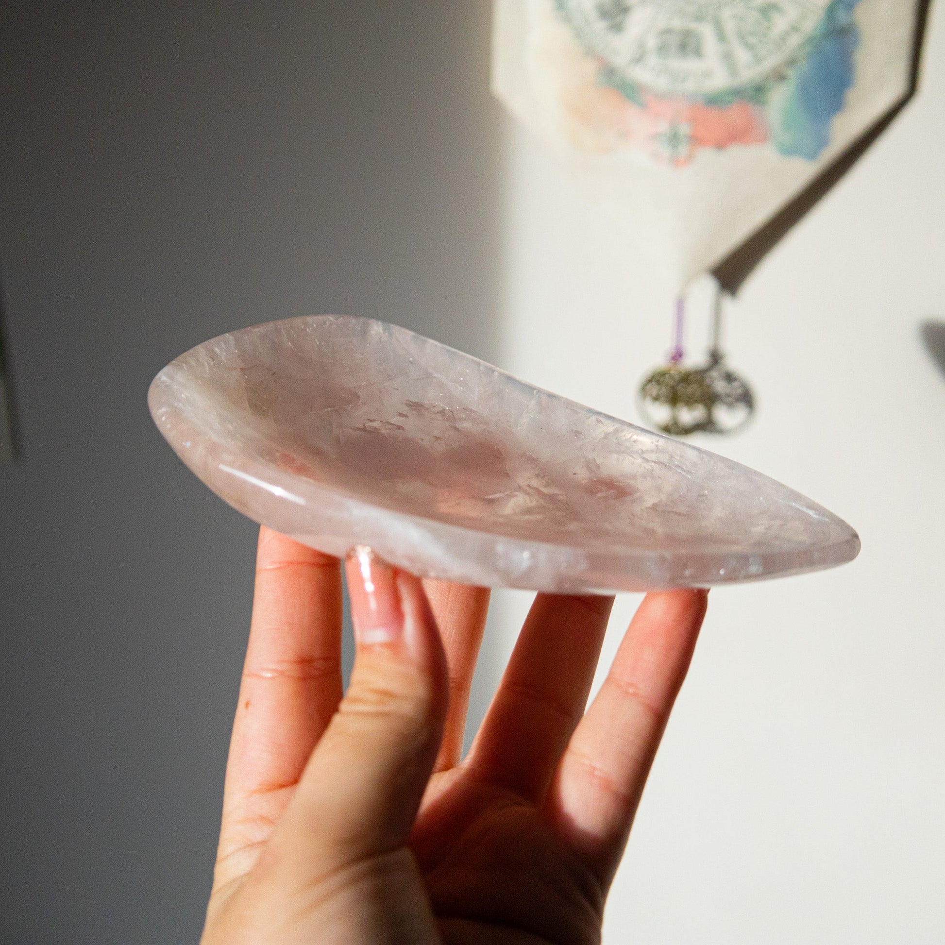 Rose quartz bowl Cwitchy marketwitchy marketdsfghjhRose quartz bowl C