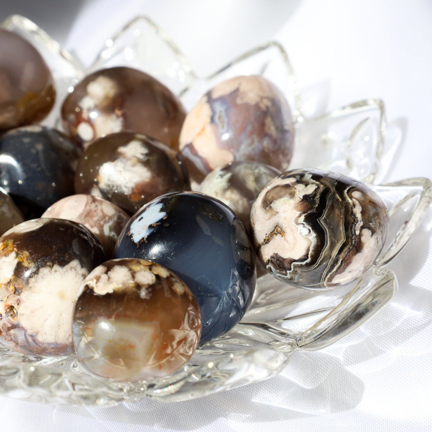 Black Flower agate tumbleswitchy marketwitchy marketflower agate tumbles (black)Black Flower agate tumbles