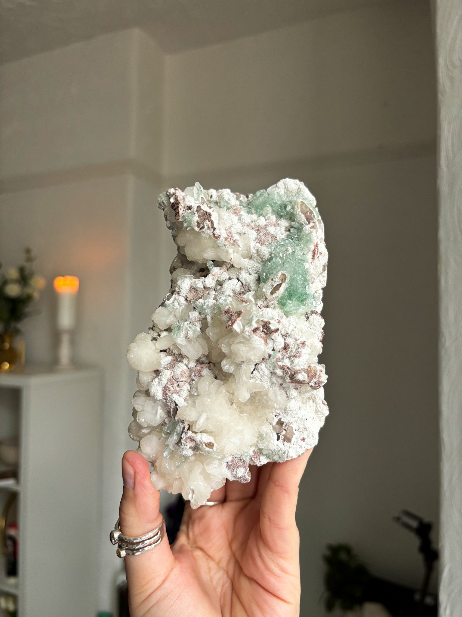 Gem grade - Green Apophyllite with white stillbite (Very rare)witchy marketwitchy marketGem grade - Green Apophyllite with white stillbite (Very rare)